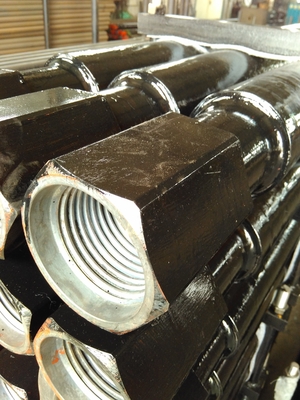 Api 3 1/2IF 스레드 Ingersoll Rand 드릴 파이프 등급 G105 스틸 114mm 블랙